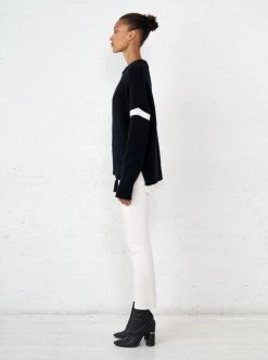 LLC21058_BLACK/CREAM Varsity Sweater