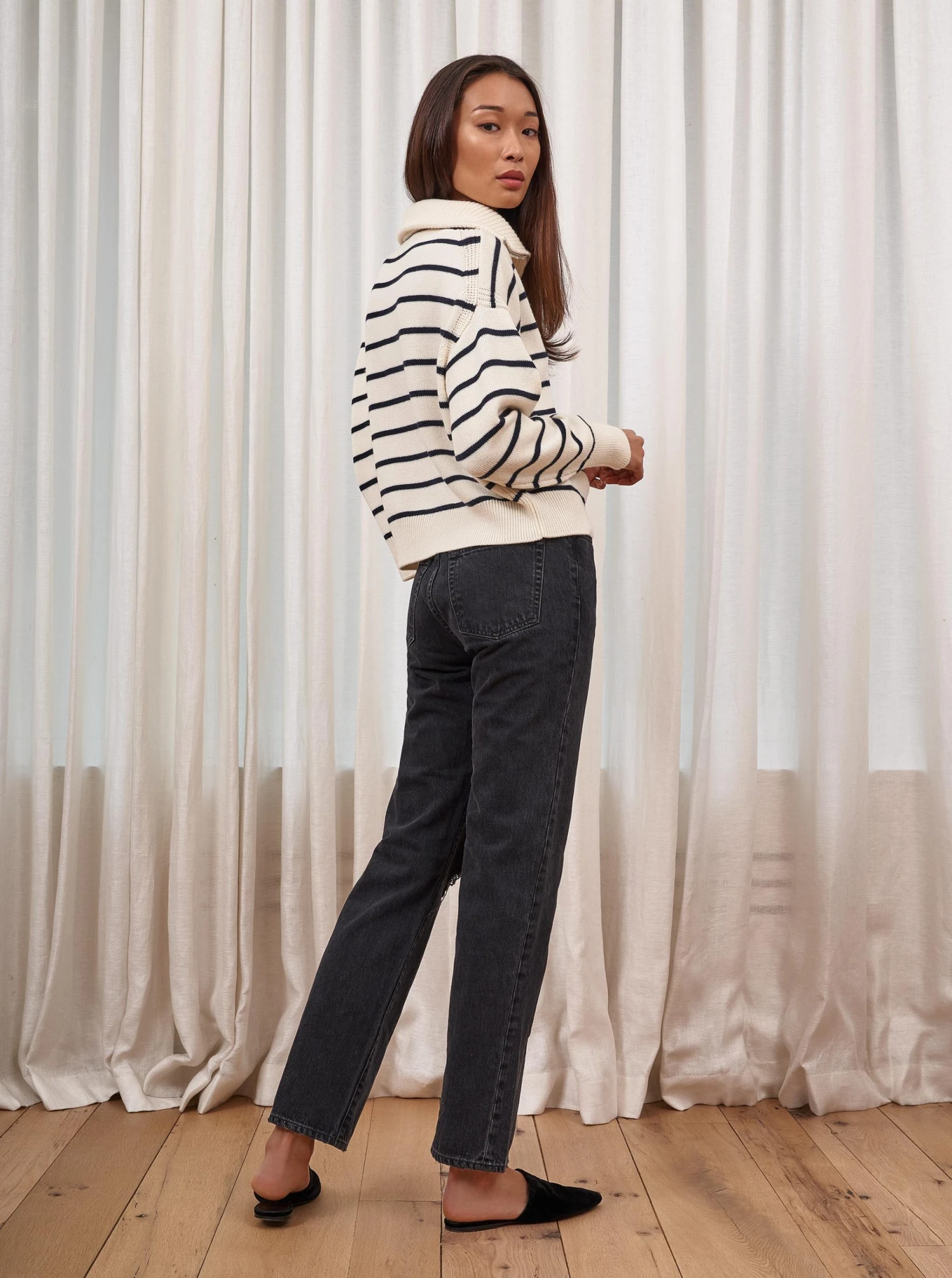 LLC21483_CREAM/NAVY Monogram Bastien Sweater 7 LLC21483_CREAM/NAVY Monogram Bastien Sweater