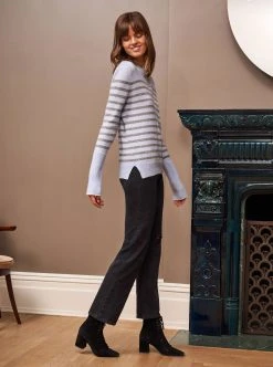 LLC21037_PALE BLUE/GREY/CREME AAA Lean Lines Sweater Knitwear