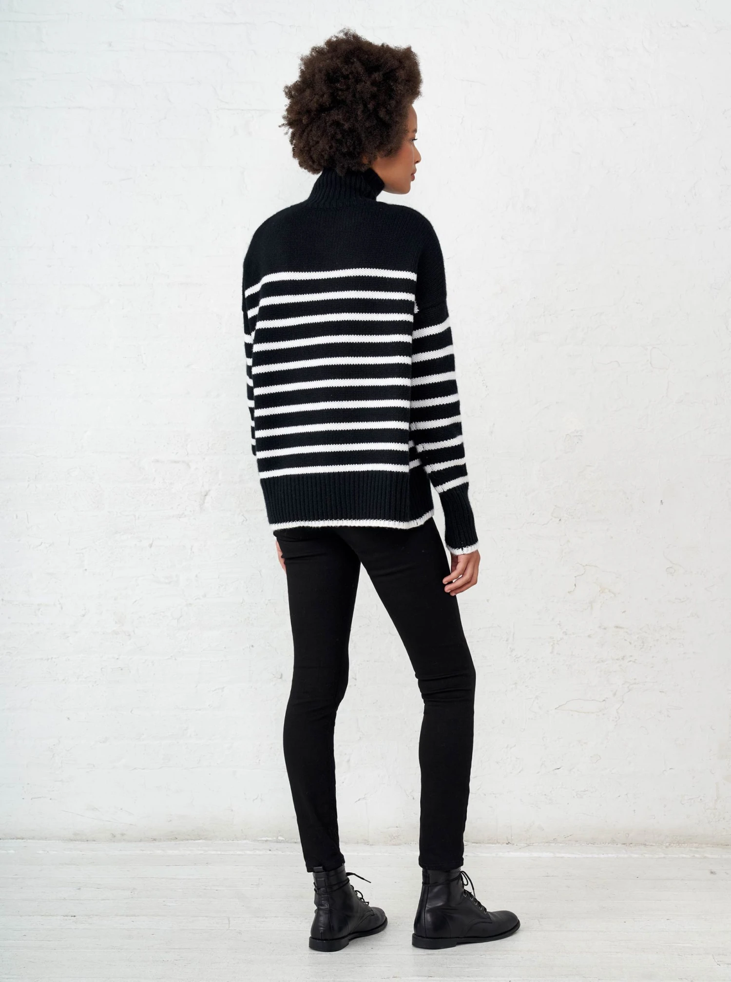 LLC21124_BLACK/CREAM Knitwear Marin Turtleneck 7 LLC21124_BLACK/CREAM Knitwear Marin Turtleneck