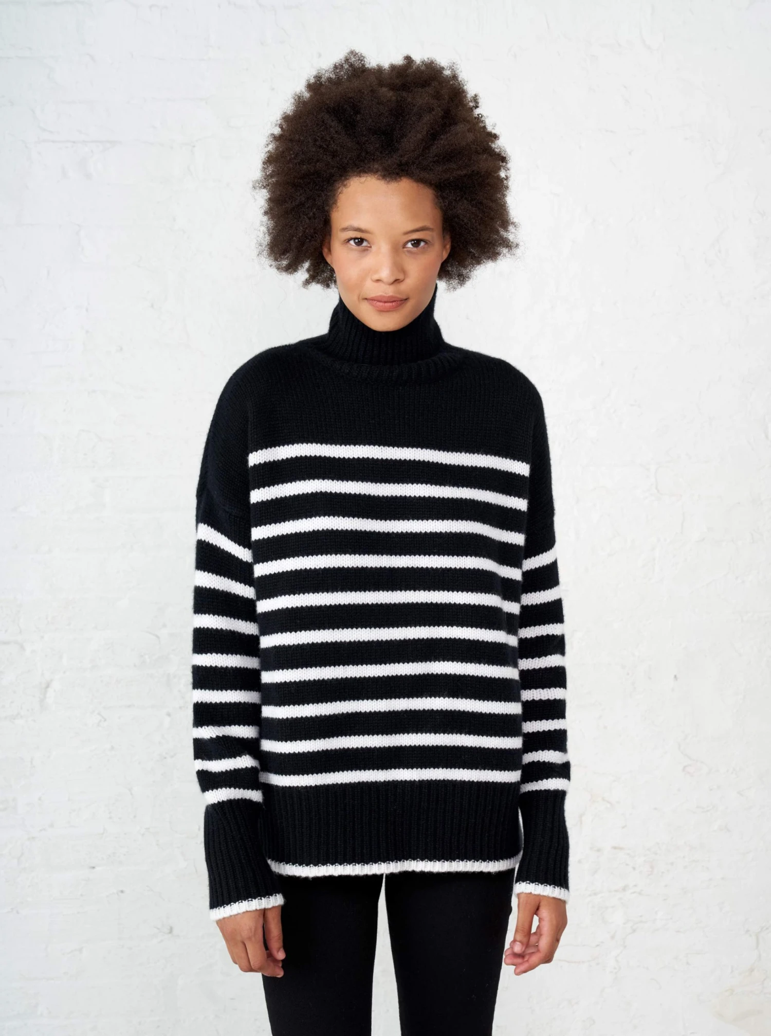 LLC21124_BLACK/CREAM Knitwear Marin Turtleneck 3 LLC21124_BLACK/CREAM Knitwear Marin Turtleneck