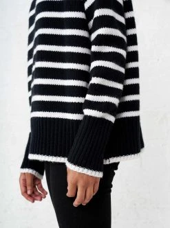 LLC21124_BLACK/CREAM Knitwear Marin Turtleneck 10 LLC21124_BLACK/CREAM Knitwear Marin Turtleneck