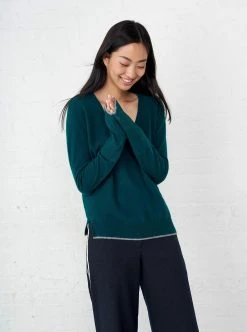 Recurate Re-Ligne AAA V Neck Sweater