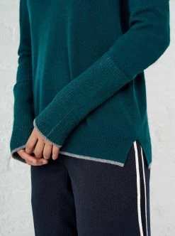 Recurate Re-Ligne AAA V Neck Sweater