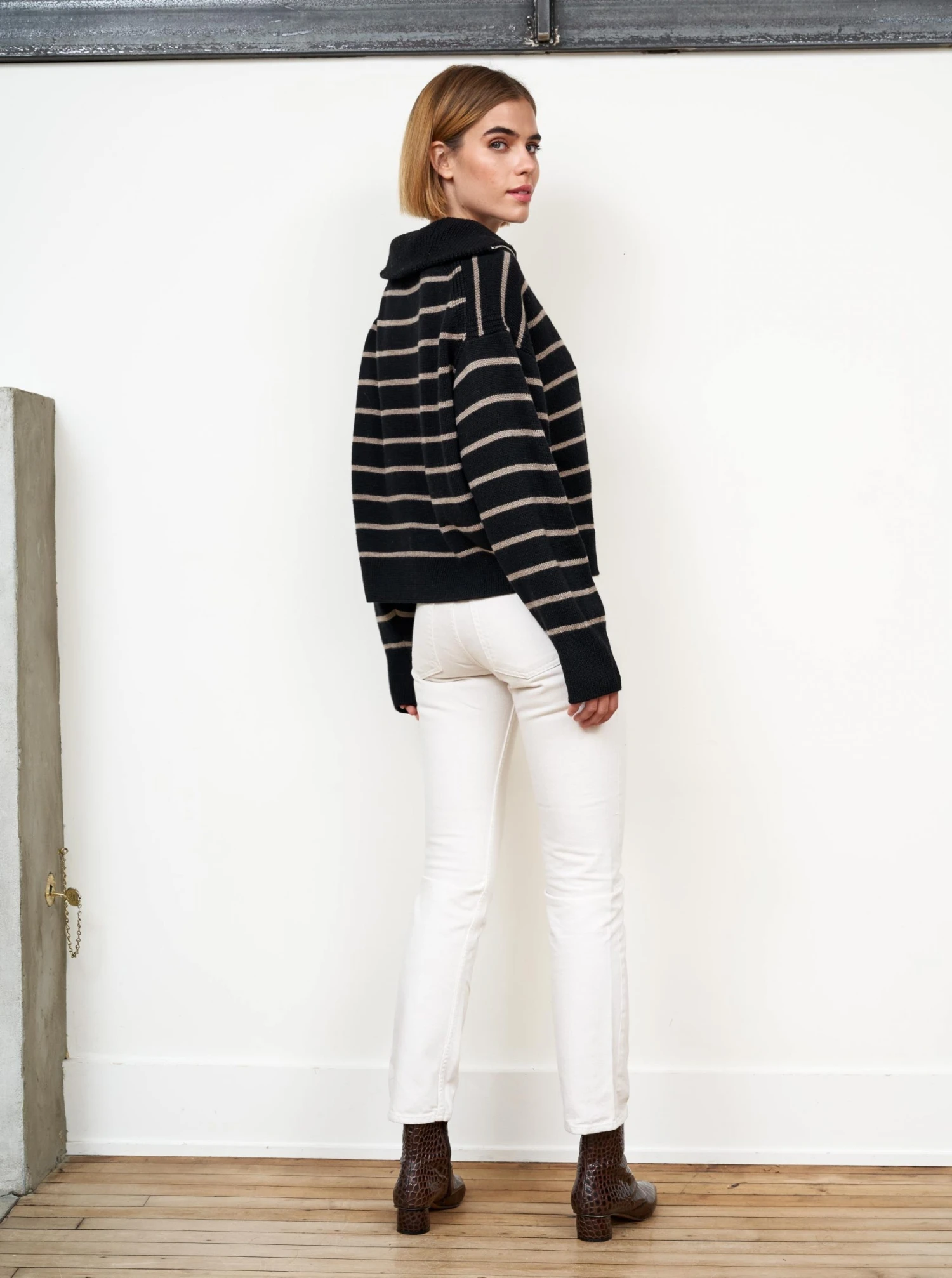 LLC21483_BLACK/TAN Bastien Sweater Monogram 5 LLC21483_BLACK/TAN Bastien Sweater Monogram