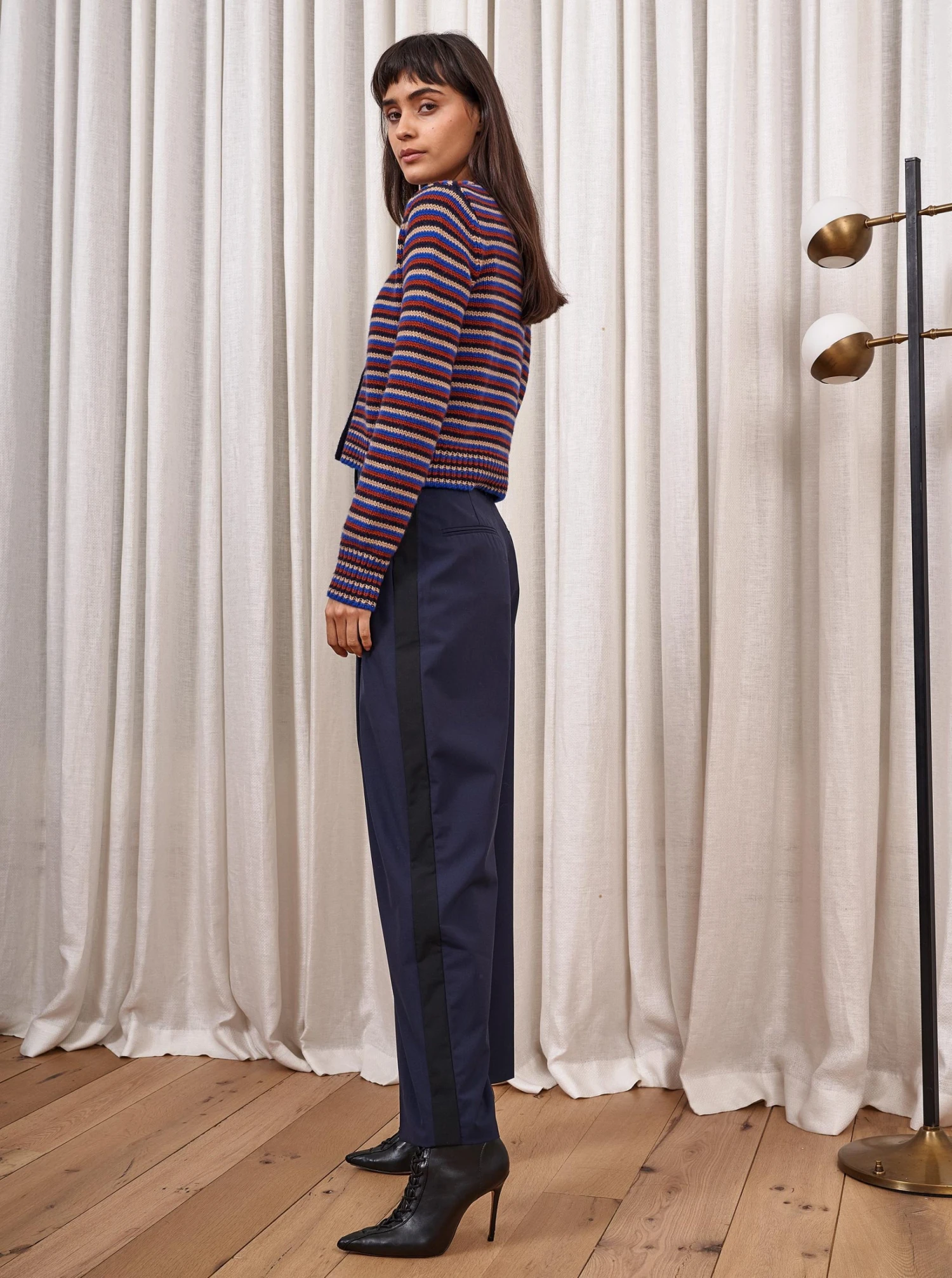 LLC21480_CAMEL/YK/BLUE/NAVY Bonbon Cardigan 8 LLC21480_CAMEL/YK/BLUE/NAVY Bonbon Cardigan