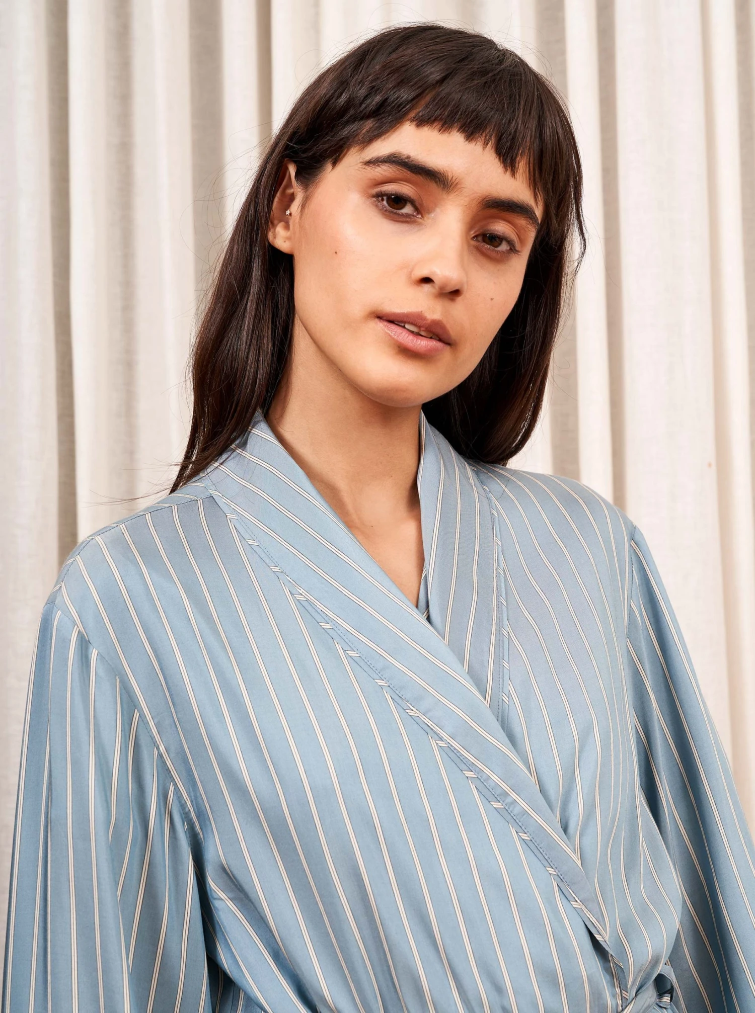 LLC17016_BLUE Bonne Journée Robe Sleepwear 8 LLC17016_BLUE Bonne Journée Robe Sleepwear