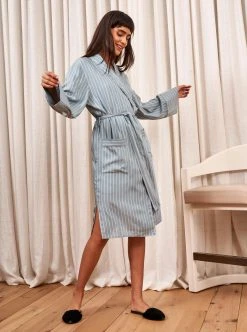 LLC17016_BLUE Bonne Journée Robe Sleepwear 17 LLC17016_BLUE Bonne Journée Robe Sleepwear