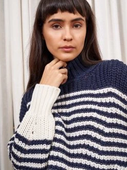 LLC21408_NAVY/CREAM Knitwear Bretagne Sweater