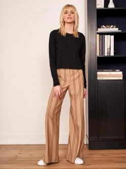 LLC21507_BLACK Tees Davie Tee