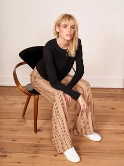 LLC21507_BLACK Tees Davie Tee 13 LLC21507_BLACK Tees Davie Tee