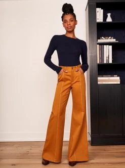 LLC21548_NAVY Knitwear Fine Line Sweater