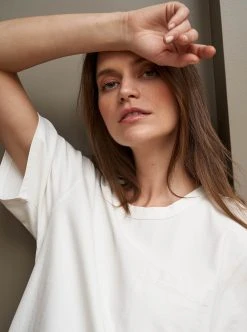 LLC21667_WHITE Harry Tee 12 LLC21667_WHITE Harry Tee