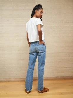 LLC21702_WHITE Henry Tee Tees