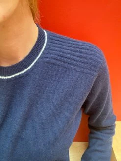 LLC21246_NAVY Neat Sweater 22 LLC21246_NAVY Neat Sweater