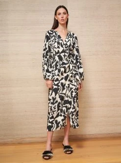 LLC13361_IVORY/BLACK Imogen Dress Dresses