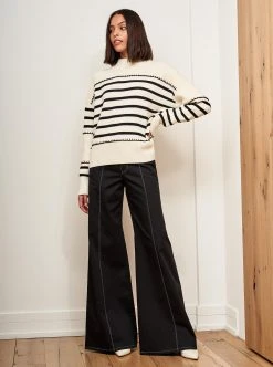 LLC21455_CREAM/BLACK Knitwear Marine Sweater