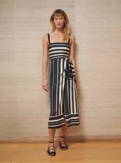 LLC13355_BLACK/IVORY Mia Dress Dresses