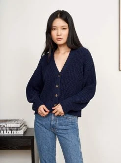 LLC21352_NAVY Knitwear Picnic Cardigan 13 LLC21352_NAVY Knitwear Picnic Cardigan