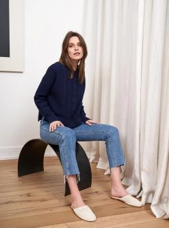 LLC21350_NAVY Knitwear Picnic Sweater