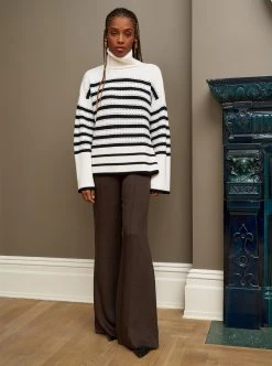 LLC21673_CREAM/BLACK Shadow Stripe Turtleneck Knitwear