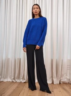 LLC21213_YK BLUE Toujours Sweater