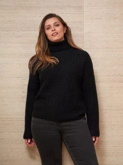 LLC21212_BLACK Monogram Toujours Turtleneck 22 LLC21212_BLACK Monogram Toujours Turtleneck