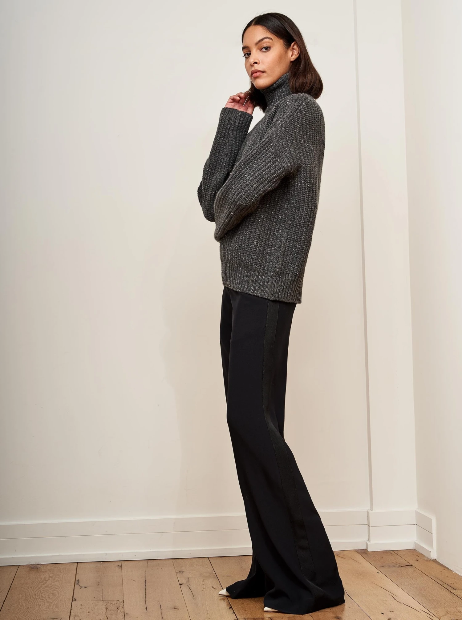 LLC21212_SPECKLED CHARCOAL Toujours Turtleneck 7 LLC21212_SPECKLED CHARCOAL Toujours Turtleneck