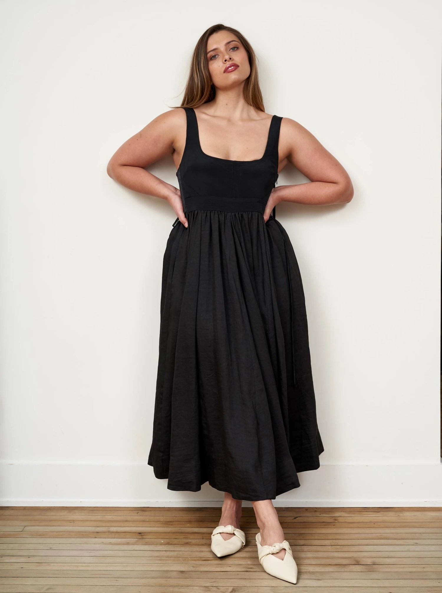 LLC13271_BLACK Dresses Villanelle Dress 14 LLC13271_BLACK Dresses Villanelle Dress