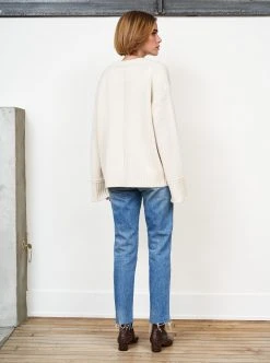 LLC21631_CREAM Val Sweater Monogram