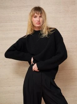 LLC21626_BLACK Monogram Waffle Sweater