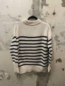 Recurate Marin Mania Marin Sweater 9 Recurate Marin Mania Marin Sweater